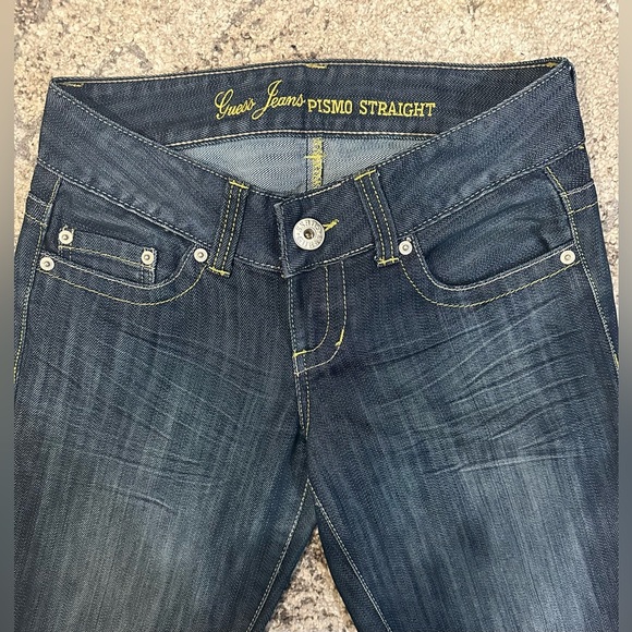 Guess Jeans - Picture 4 of 5